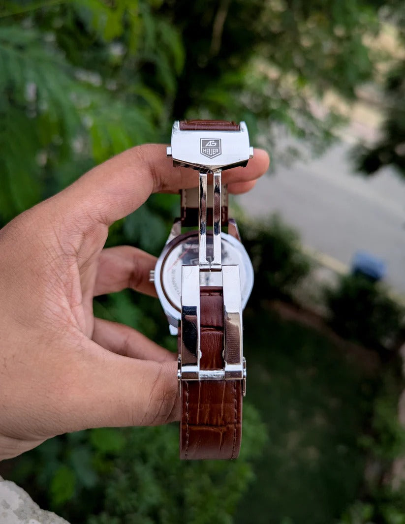 TH Calibre 5 Leather Strap Watch